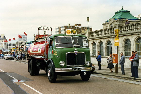 1957 AEC Mercury TYO690