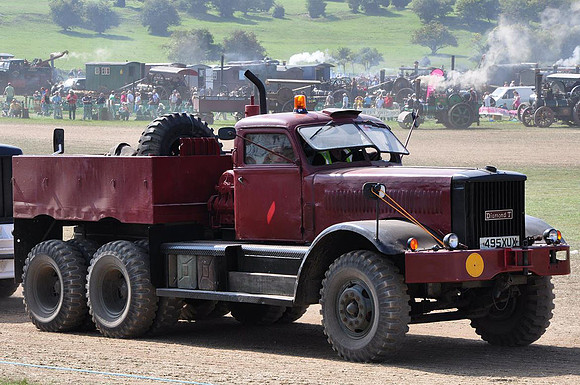 1942 Diamond T981 495XUX