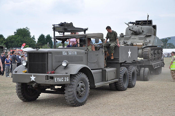 1944 Diamond T MSL394
