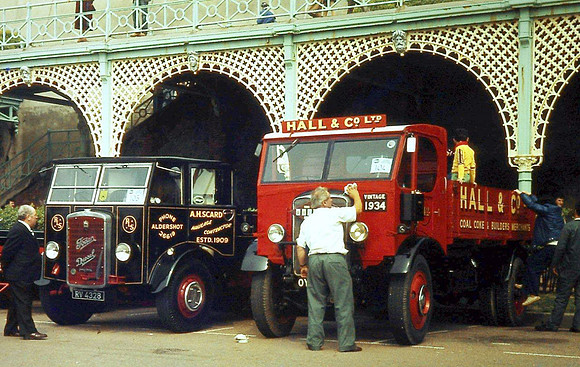 1934 AEC Matador OY9542