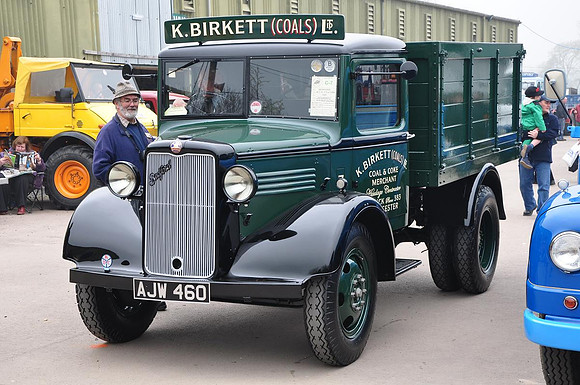 1937 Bedford WTH AJW460