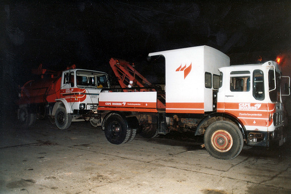 AEC recovering Commer OHK826P
