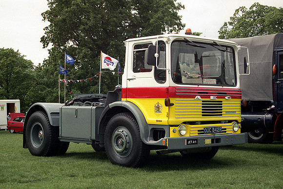 1975 AEC Mandator OUC842R