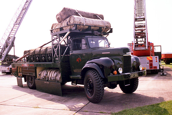 1957 Commer Superpoise Q4 SXF509