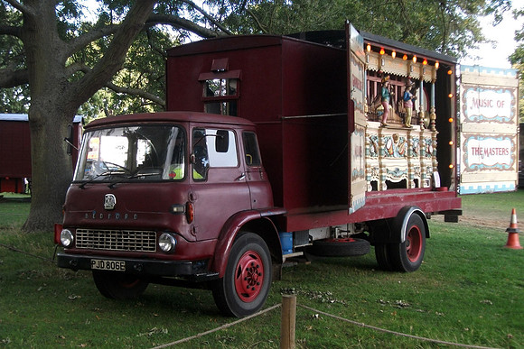 1967 Bedford TK PJD805E
