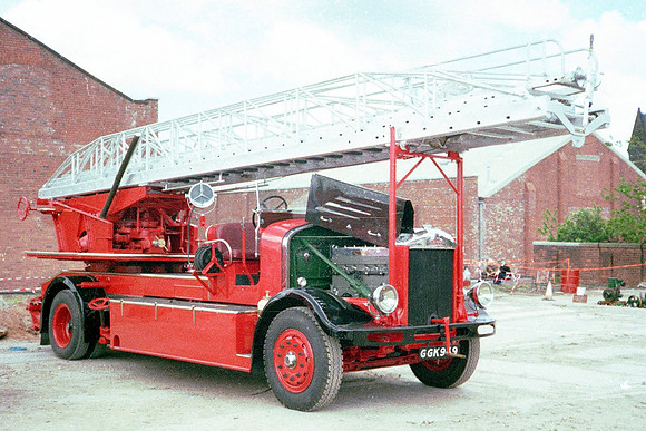 1940 Dennis Lancet GGK949