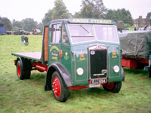 1952 Albion Chieftain OJJ694
