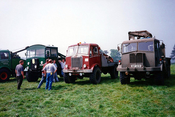 AEC Militant OBP321D