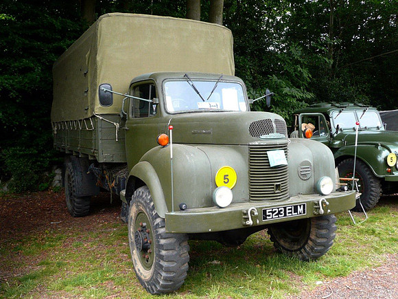 1953 Commer Superpoise Q4 523ELM