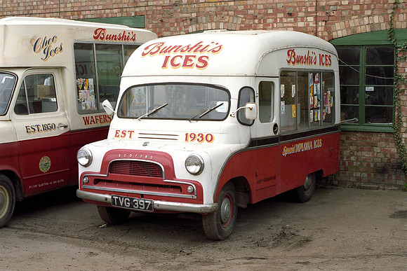 1962 Bedford CA TVG397