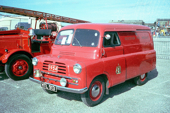 1954 Bedford CA HTL913