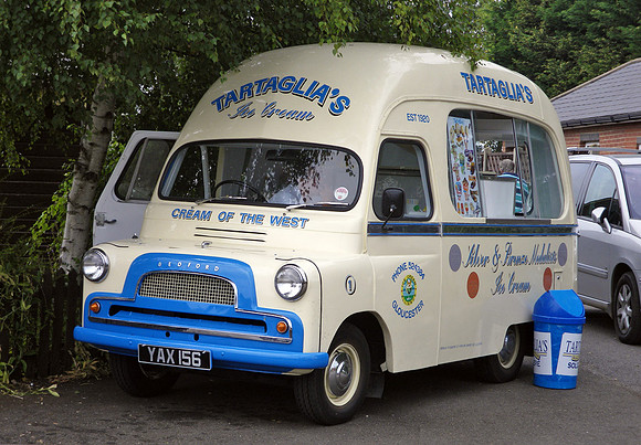 1960 Bedford CA YAX156