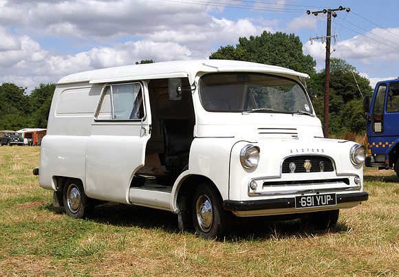 1962 Bedford CA 691YUP