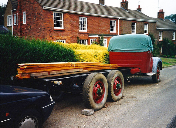 Thames Sussex YER623