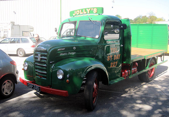 Ford Thames ET6 SXF245