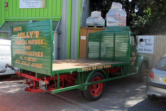 Ford Thames ET6 SXF245
