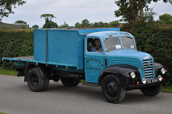 Fordson Thames OZ3662