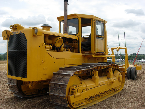 cat_d08hqgb_tp_1