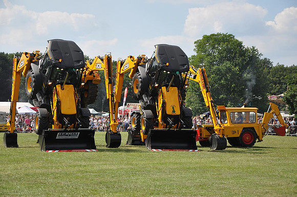 Dancing Diggers