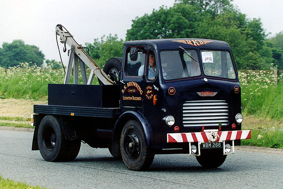 leyland_cometa wbm266 1_gc
