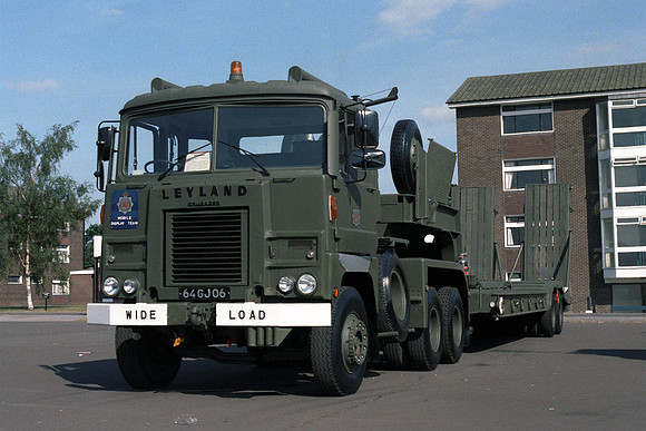leyland_crusaderqgb 64gj06 1_ls