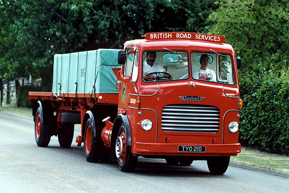 leyland_cometa tyo210 3_gc