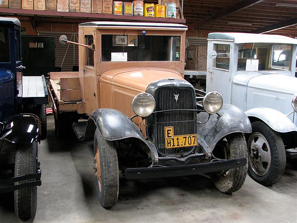 RC043_33FordBBV8_H11707