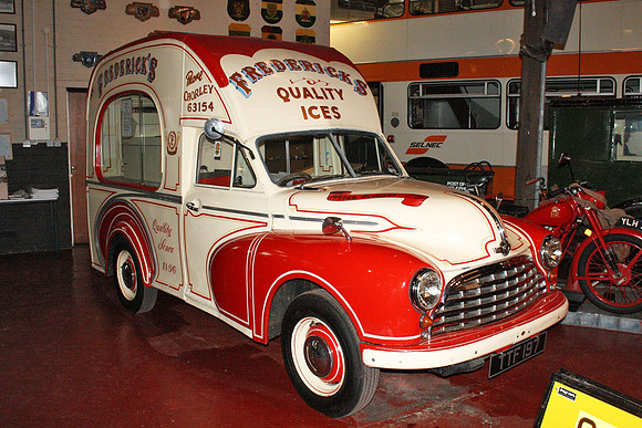 1952 Morris Cowley TTF197