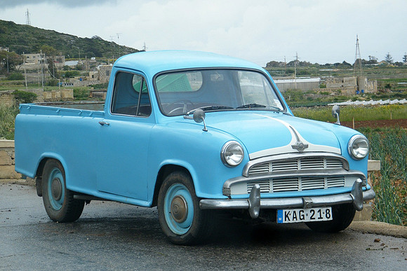 Morris half-ton KAG218