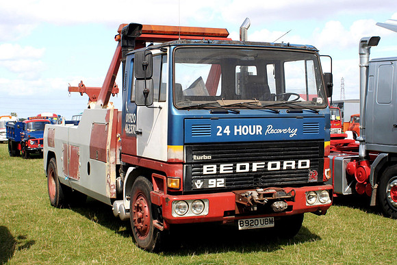 bedford_tm4h-2z b920ubm 1_gc