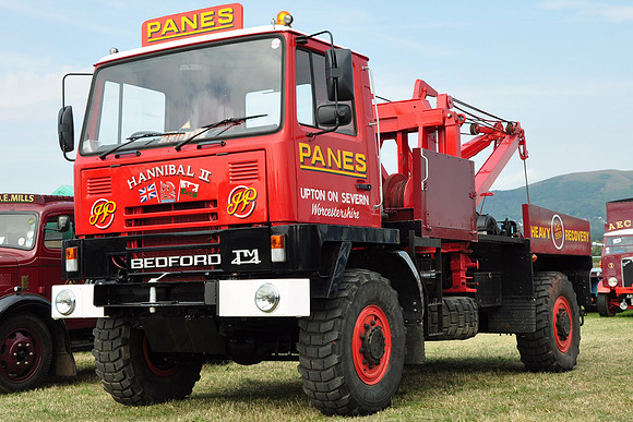 Bedford TM UUY689Y