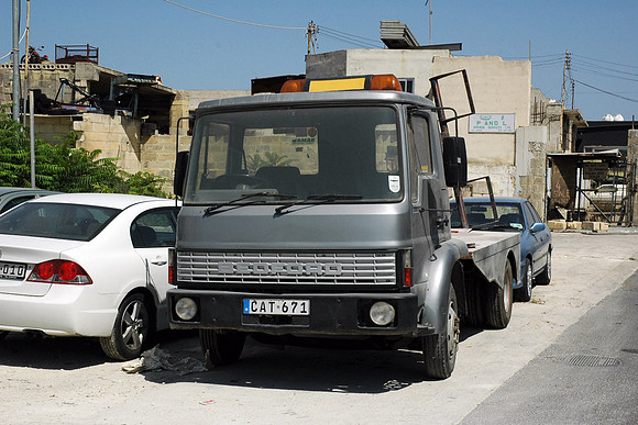 Bedford TL CAT671