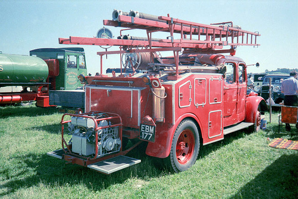 1938 Bedford KD EBM177