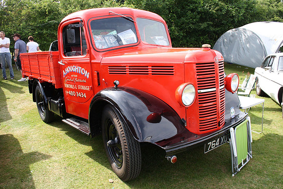 1946 Bedford KD 764XUT