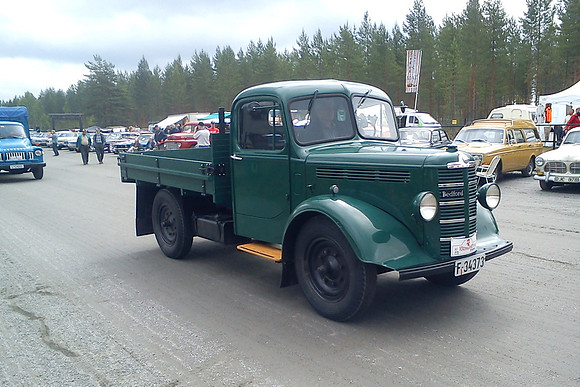 Bedford KC F34373