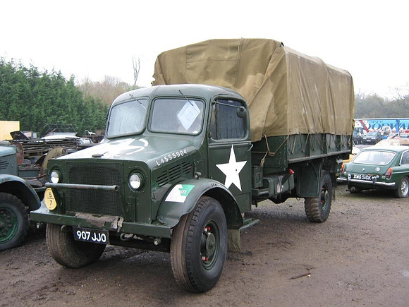1942 Bedford OY 907JJ0