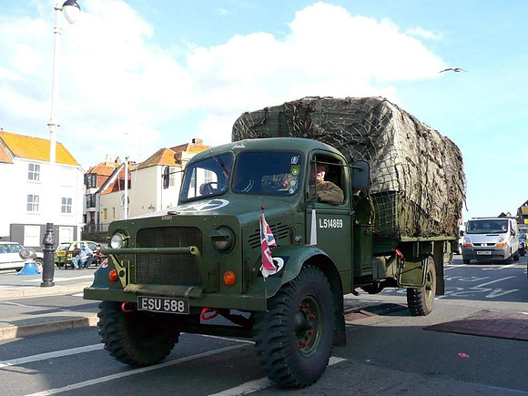 1941 Bedford OY ESU588