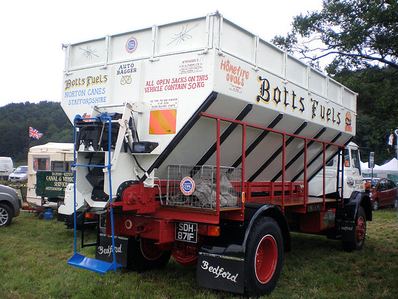 Bedford KM SDH871F