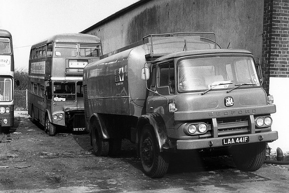 1968 Bedford KM LAA441F