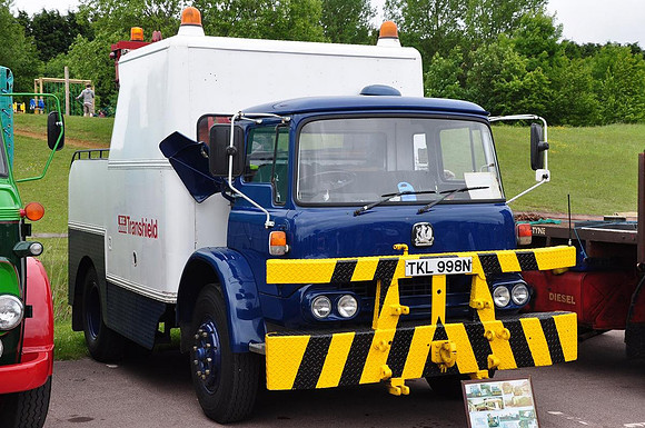 1974 Bedford KM recovery TKL998N