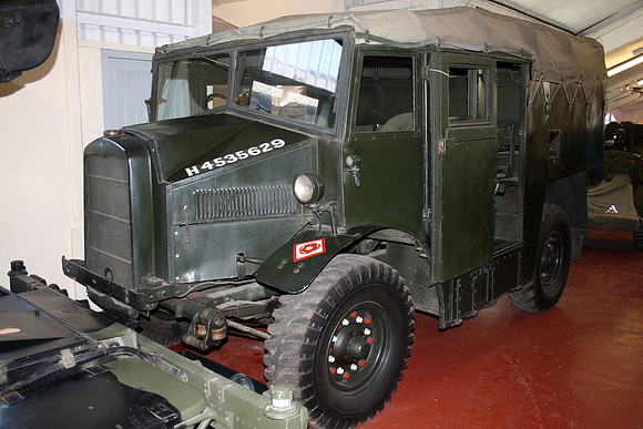 1942 Morris-Commercial C8 H4535629