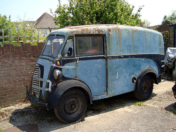1955 Morris-Commercial J type