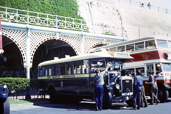 1929 Dennis E type EA4181