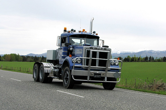 white73_roadboss_lb5371_1_hp
