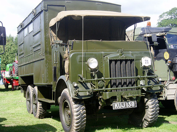 1939 Crossley IGL8 KUJ138