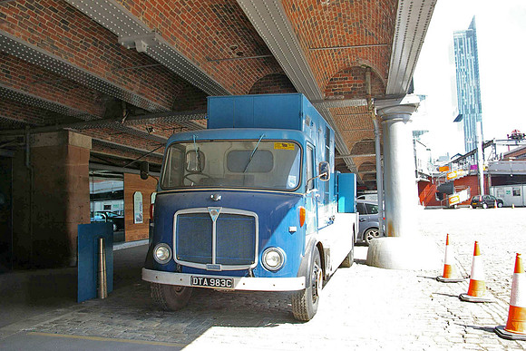 1965 AEC Mercury DTA983C