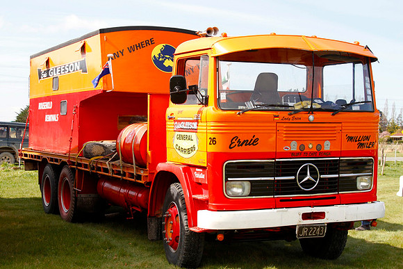 1973 Mercedes-Benz LP1319