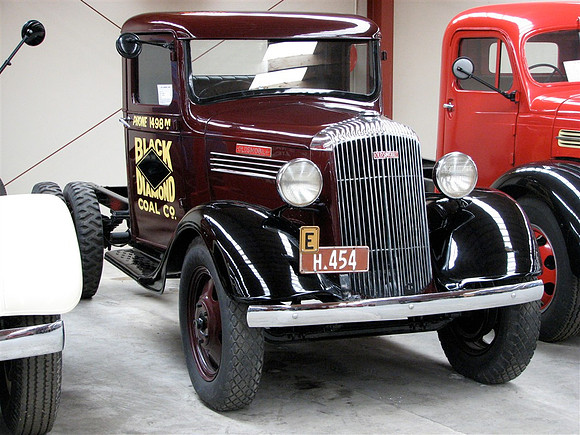 RC053_36OldsmobileXHOSD_H454