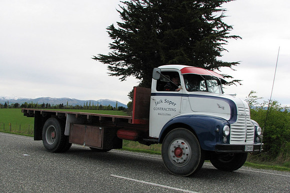 leyland_comet75qnz_ed4985_1_hp