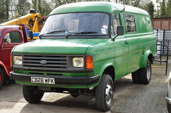 1985 Ford Transit County 4x4 C828WFK